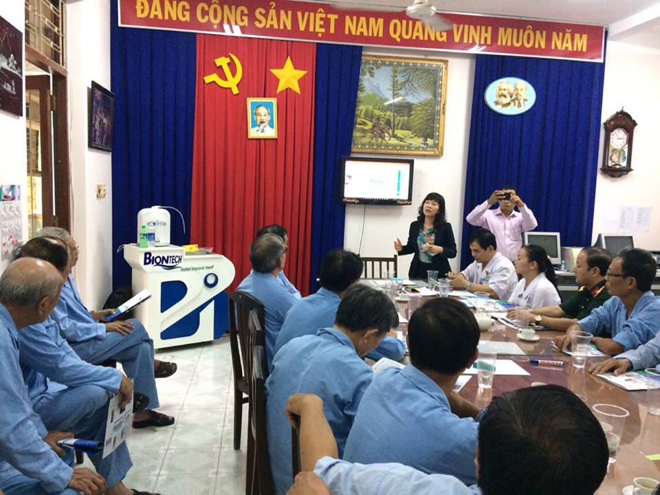 Giới thiệu Máy tạo nước Pi đến với các bác sĩ và bệnh nhân tại Bệnh Viện Quân Y 175