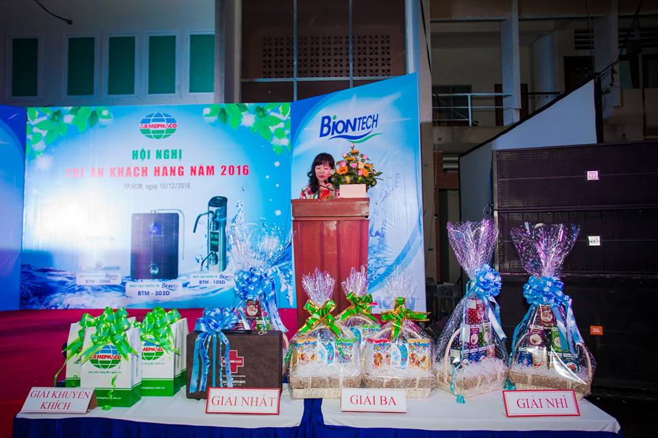 Giới thiệu máy tạo nước Pi đến với quan khách tham gia hội nghĩ khách hàng 2016 tại CN Công Ty Cổ Phần Armephaco